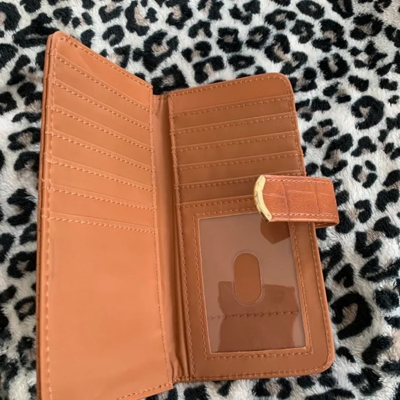 Brown wallet - Picture 2 of 3